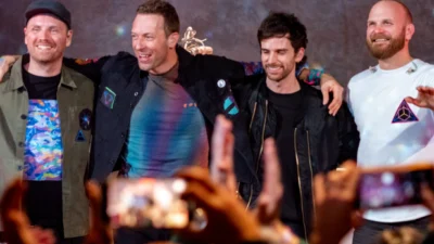 Melonjaknya Harga Tiket Coldplay Akibat Peran Calo