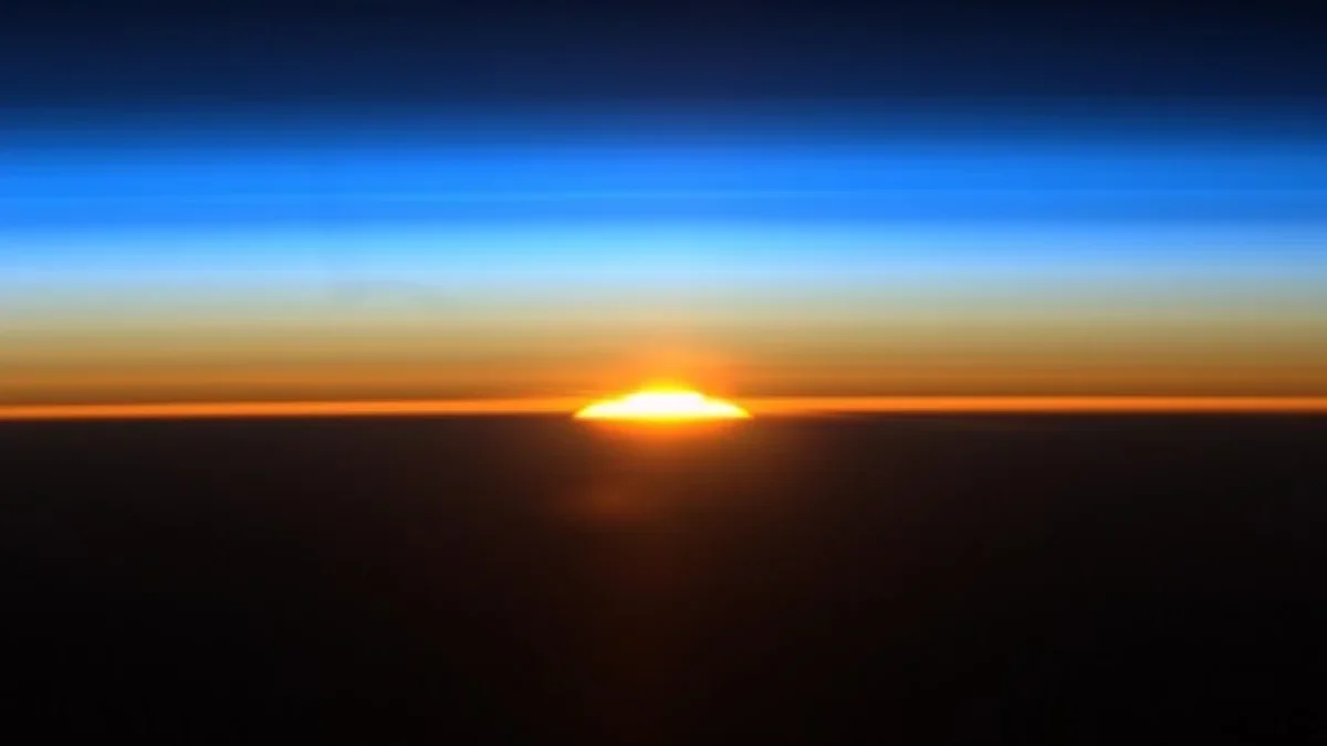 NASA buka suara terkait kabar Matahari terbit dari barat (Foto: NASA)